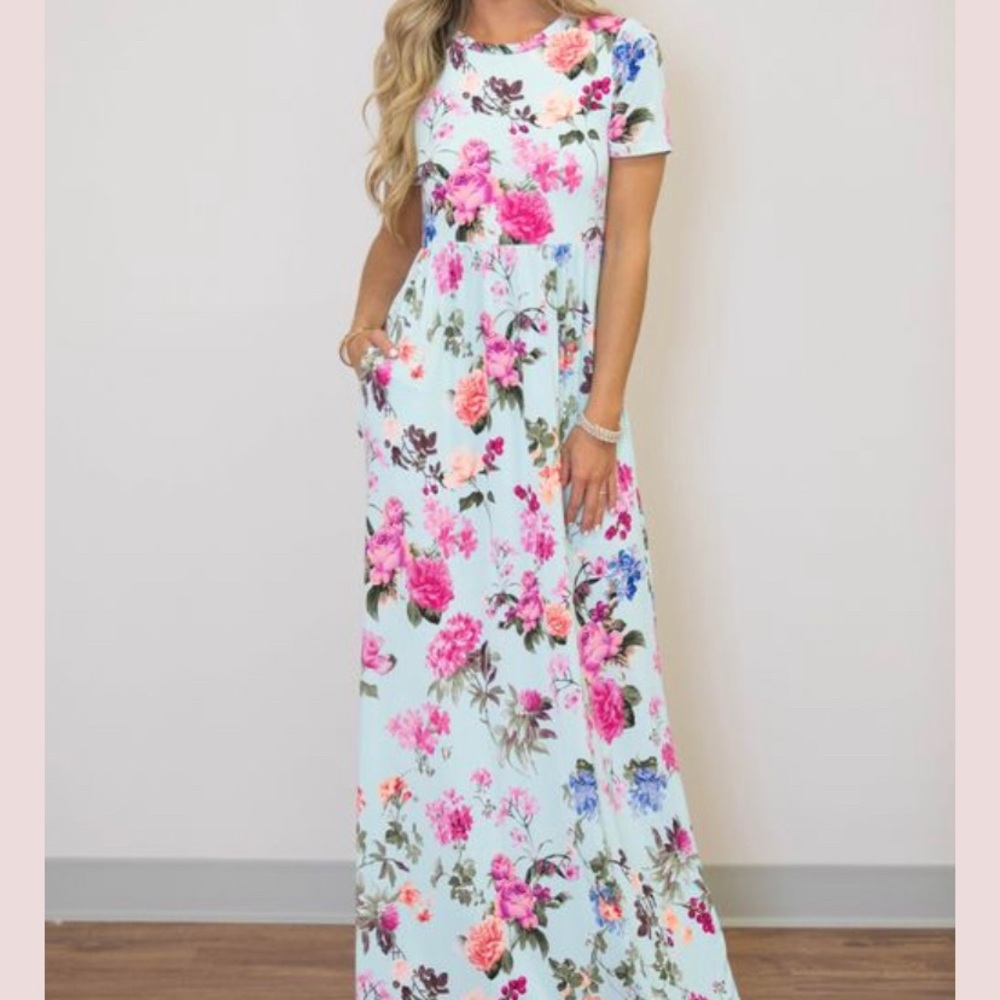 NAVY BLUE “My heart is an open book” floral maxi dress (with pockets!!)